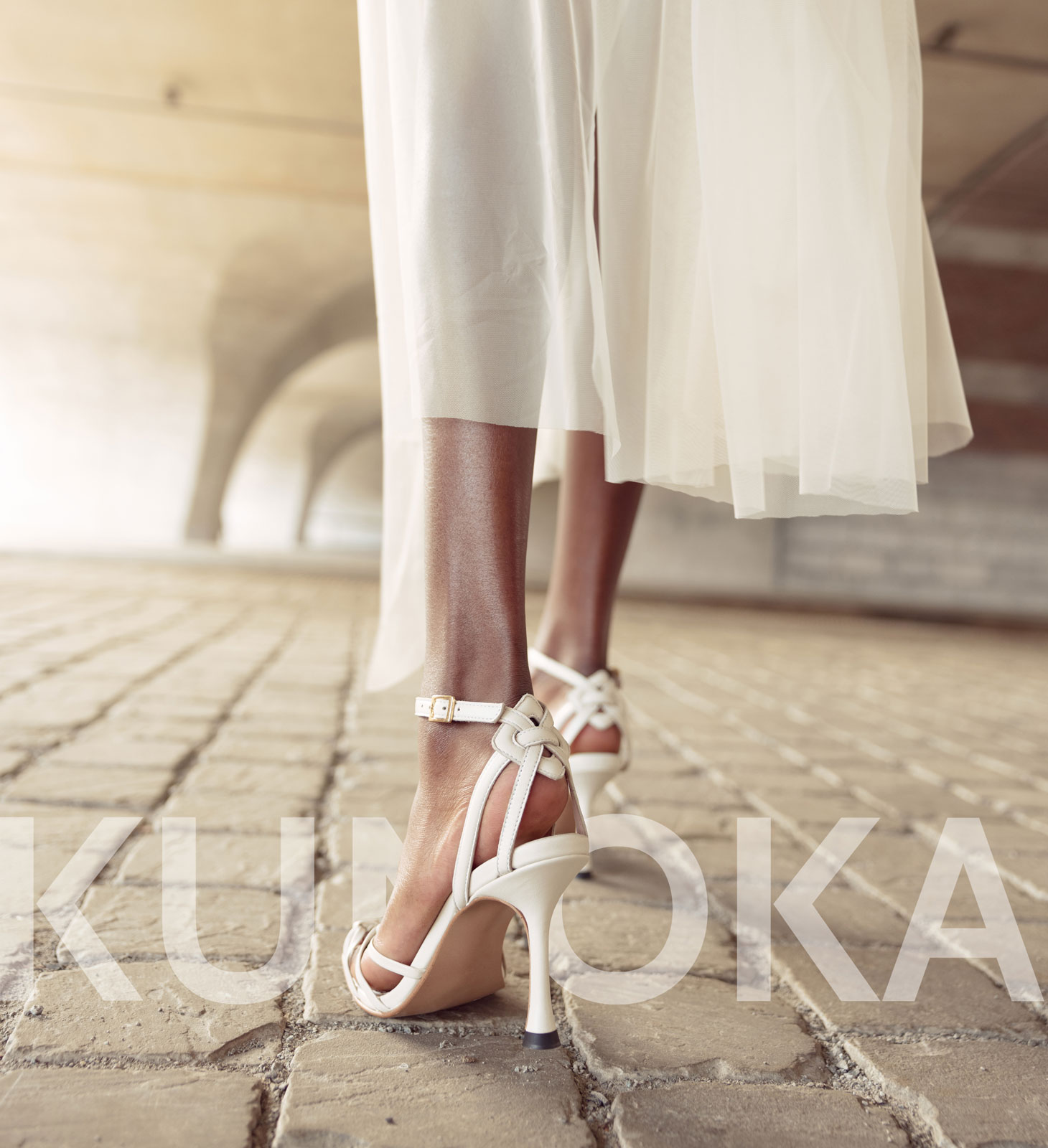 Loop op wolkjes met de catchy schoenen van Kunoka