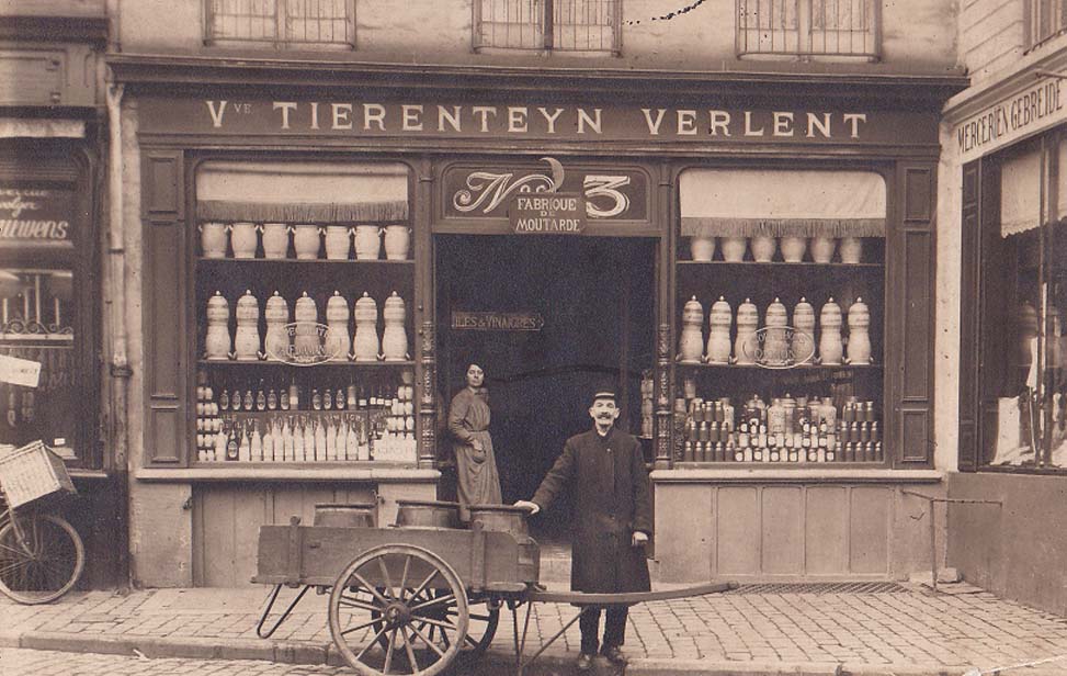 Archief - Tierenteyn gevel en kar